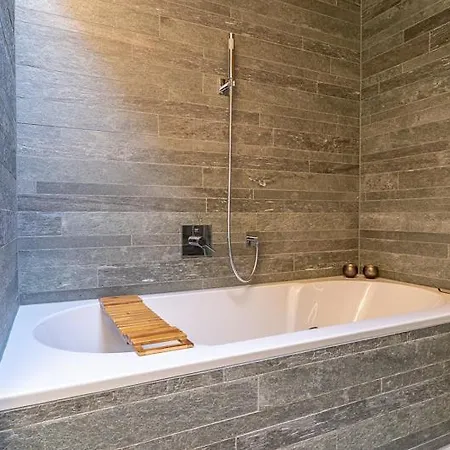 Edelweiss Promenada Penthouse *